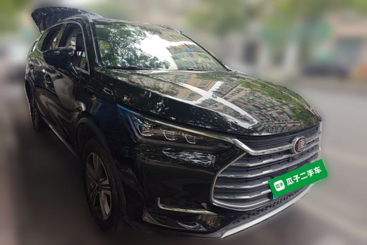 Used BYD Tang 2018 2.0T Automatic SmartConnect Luxury 7-Seater China V Emission Standard Front Right 45 Deg