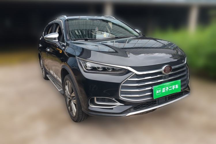 Used BYD Tang 2018 2.0T Automatic SmartConnect Prestige 7-Seater China V Standard Front Right 45 Deg