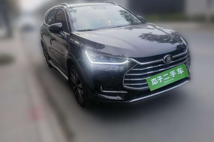 Used BYD Tang 2018 2.0T Automatic SmartConnect Prestige 7-Seater China V Standard Front Right 45 Deg