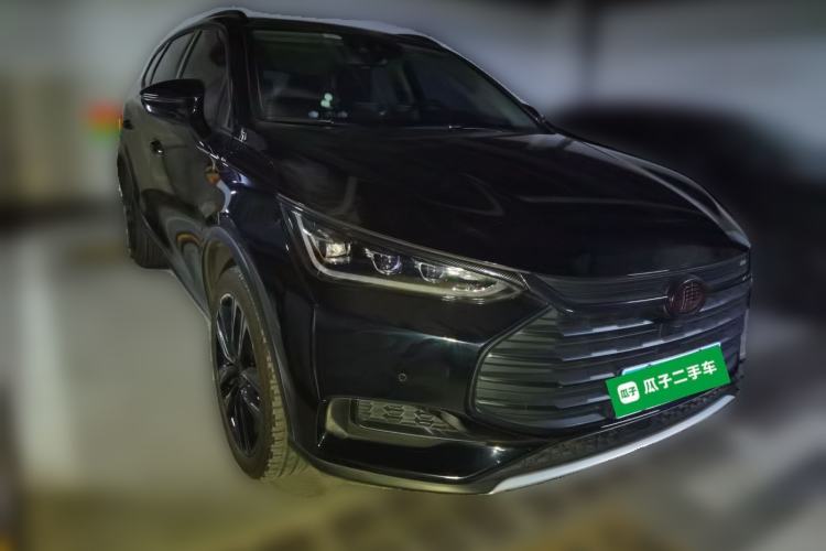 Used BYD Tang 2018 2.0T Automatic SmartConnect Prestige 7-Seater China V Standard Front Right 45 Deg