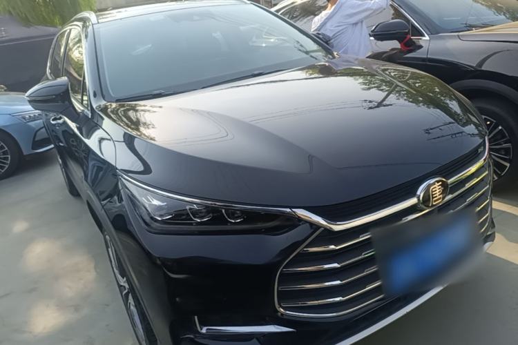 Used BYD Tang 2018 2.0T Automatic SmartConnect Prestige 7-Seater China V Standard Front Right 45 Deg