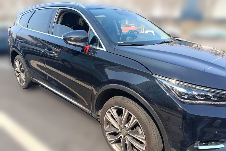 Used BYD Tang 2018 2.0T Automatic Smart Connect Prestige 7-Seater China V Standard Front Right 45 Deg