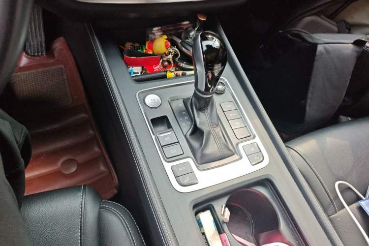 Used BYD Tang 2018 2.0T Automatic SmartConnect Prestige 7-Seater China V Standard Gear Lever