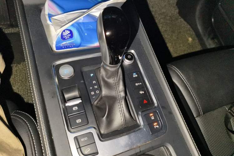 Used BYD Tang 2018 2.0T Automatic SmartConnect Prestige 7-Seater China V Standard Gear Lever
