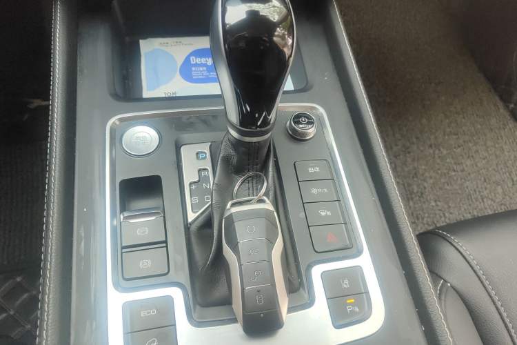 Used BYD Tang 2018 2.0T Automatic SmartConnect Prestige 7-Seater China V Standard Gear Lever