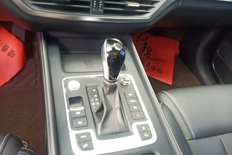 Used BYD Tang 2018 2.0T Automatic SmartConnect Prestige 7-Seater China V Standard Gear Lever