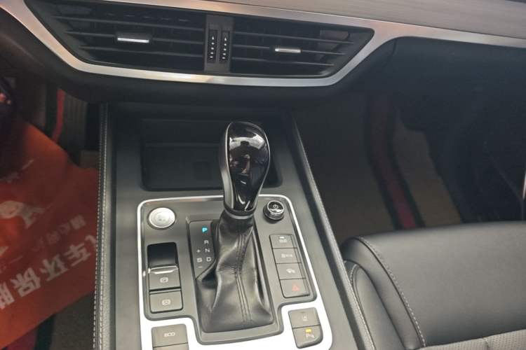 Used BYD Tang 2018 2.0T Automatic Smart Connect Prestige 7-Seater China V Standard Gear Lever