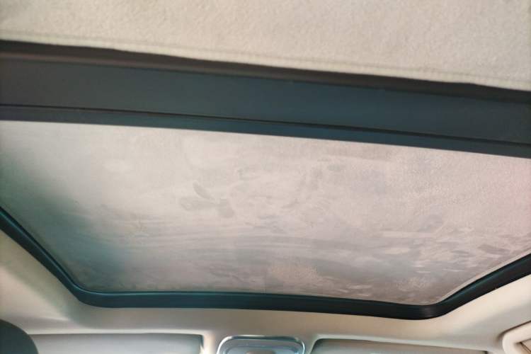 Used BYD Tang 2018 2.0T Automatic SmartConnect Prestige 7-Seater China V Standard Headliner