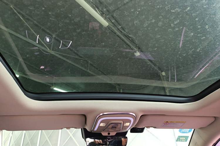 Used BYD Tang 2018 2.0T Automatic SmartConnect Prestige 7-Seater China V Standard Headliner