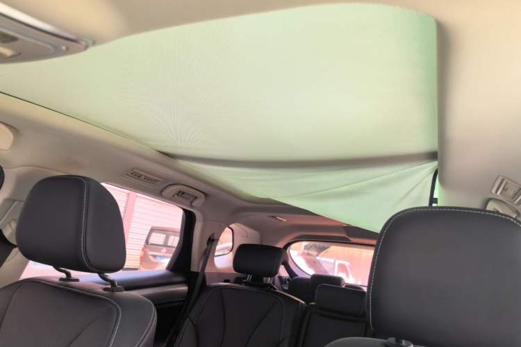 Used BYD Tang 2018 2.0T Automatic SmartConnect Prestige 7-Seater China V Standard Headliner