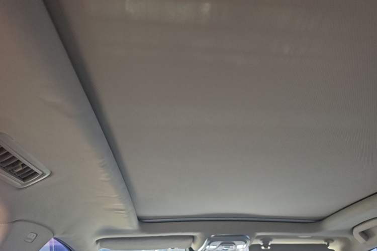 Used BYD Tang 2018 2.0T Automatic Smart Connect Prestige 7-Seater China V Standard Headliner