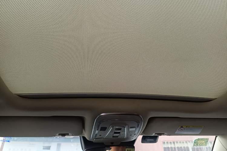 Used BYD Tang 2018 2.0T Automatic SmartConnect Prestige 7-Seater China V Standard Headliner
