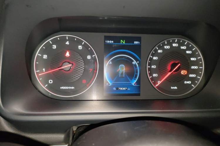 Used BYD Tang 2018 2.0T Automatic SmartConnect Prestige 5-Seater Emission Standard China V Instrument Cluster