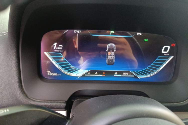 Used BYD Tang 2018 2.0T Automatic SmartConnect Prestige 7-Seater China V Standard Instrument Cluster