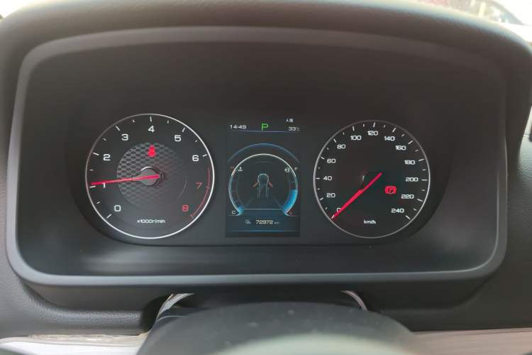 Used BYD Tang 2018 2.0T Automatic SmartConnect Luxury 7-Seater China V Emission Standard Instrument Cluster
