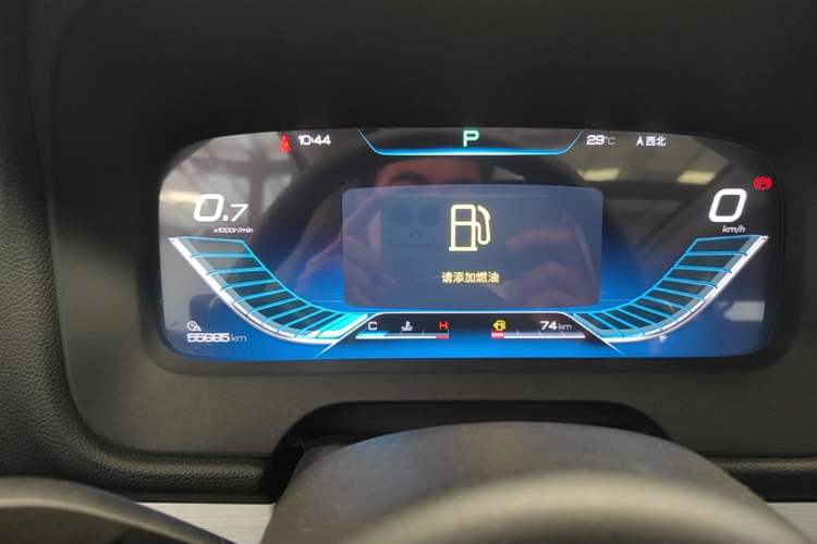 Used BYD Tang 2018 2.0T Automatic SmartConnect Prestige 7-Seater China V Standard Instrument Cluster