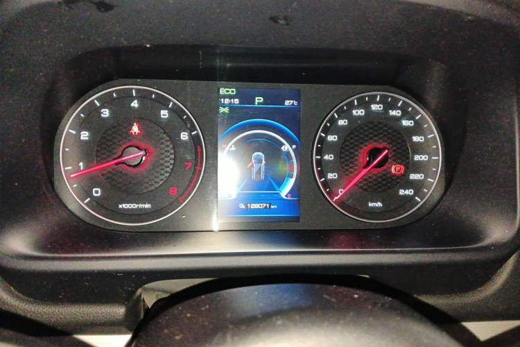 Used BYD Tang 2018 2.0T Automatic SmartConnect Prestige 5-Seater Emission Standard China V Instrument Cluster