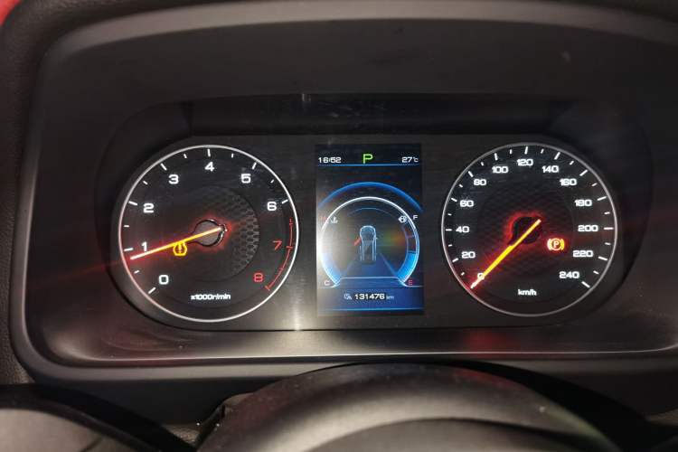 Used BYD Tang 2018 2.0T Automatic Smart Connect Prestige 7-Seater China V Standard Instrument Cluster
