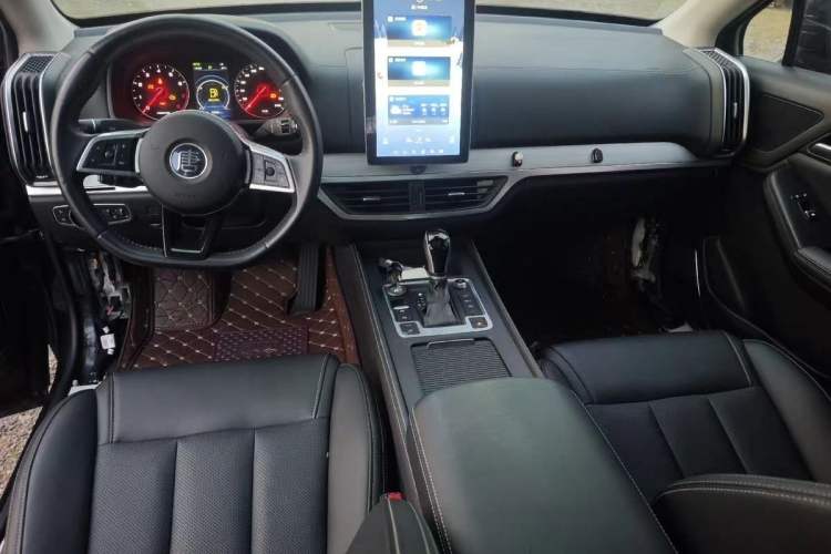 Used BYD Tang 2018 2.0T Automatic Smart Connect Prestige 5-Seater National Emission Standard V Instrument Cluster