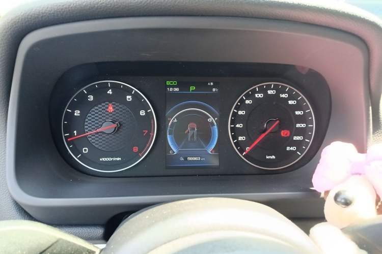 Used BYD Tang 2018 2.0T Automatic Smart Connect Prestige 7-Seater China V Standard Instrument Cluster