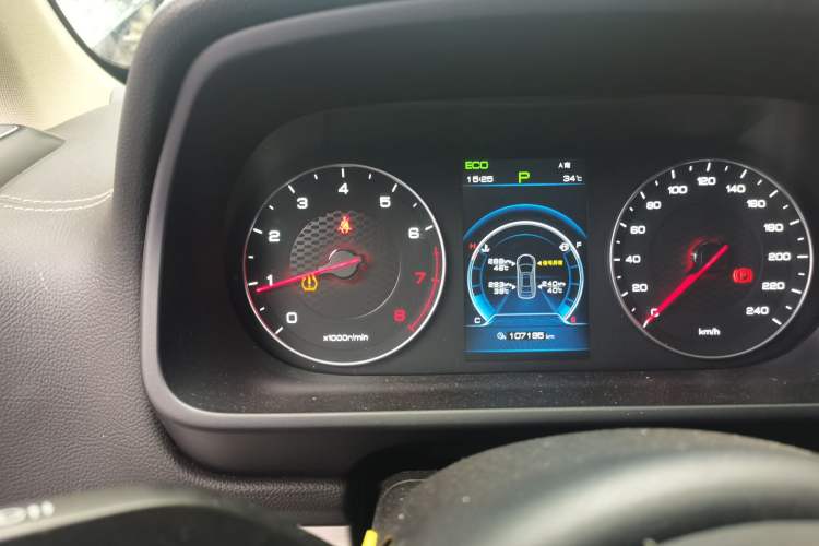 Used BYD Tang 2018 2.0T Automatic Smart Connect Prestige 7-Seater China V Standard Instrument Cluster