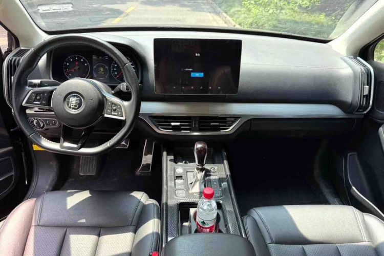 Used BYD Tang 2018 2.0T Automatic SmartConnect Luxury 7-Seater China V Emission Standard Interior 7