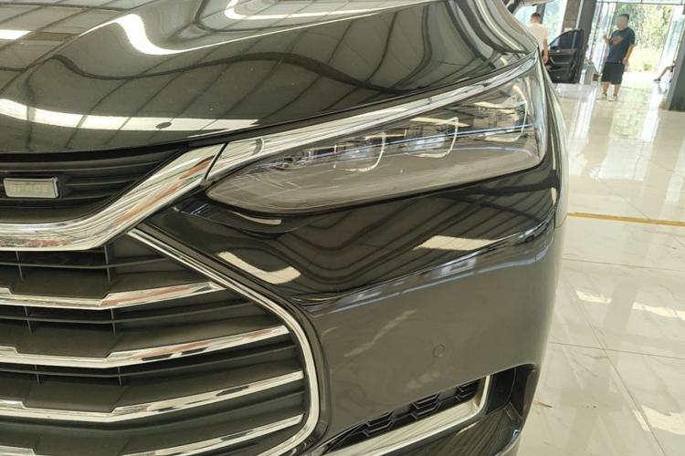 Used BYD Tang 2018 2.0T Automatic SmartConnect Prestige 7-Seater China V Standard Left Front Headlight