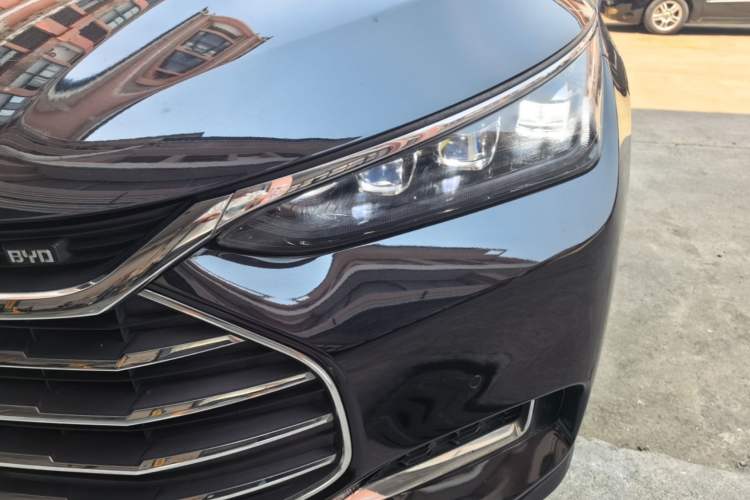 Used BYD Tang 2018 2.0T Automatic SmartConnect Prestige 7-Seater China V Standard Left Front Headlight