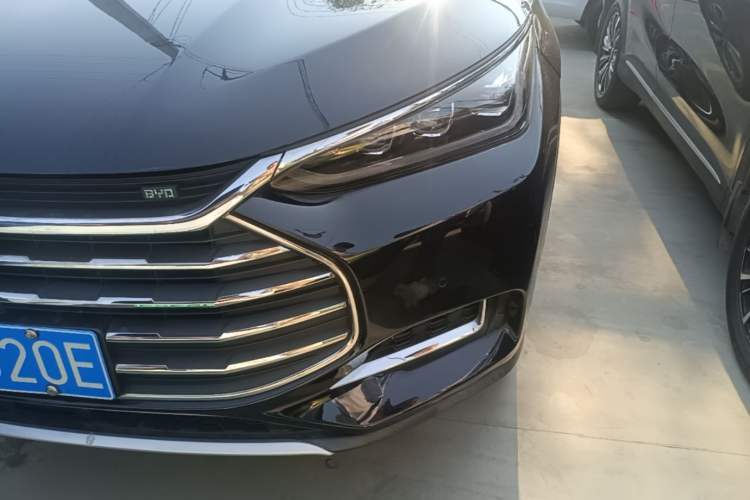 Used BYD Tang 2018 2.0T Automatic SmartConnect Prestige 7-Seater China V Standard Left Front Headlight