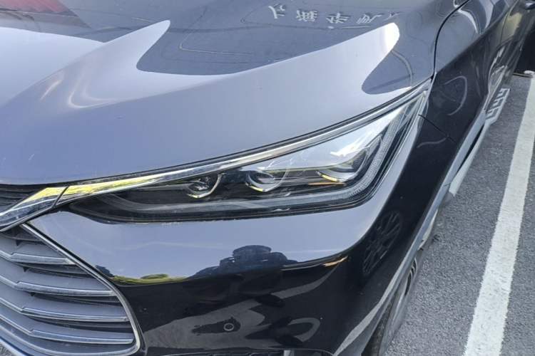 Used BYD Tang 2018 2.0T Automatic SmartConnect Luxury Edition 5 Seats China V Standard Left Front Headlight