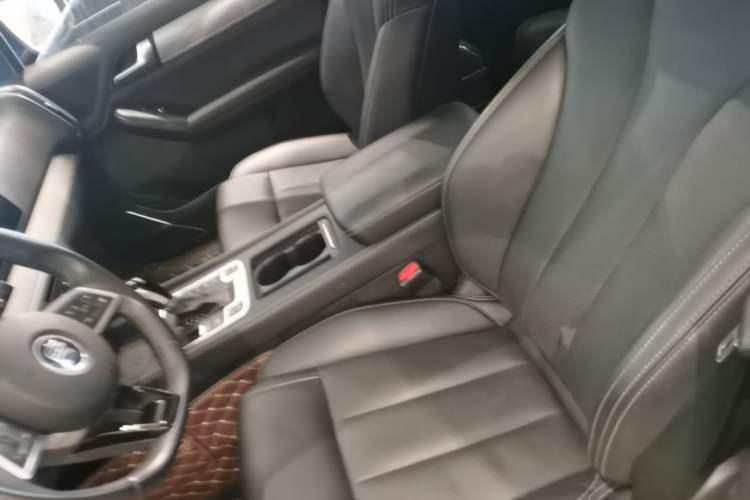 Used BYD Tang 2018 2.0T Automatic SmartConnect Prestige 7-Seater China V Standard Left Front Seat