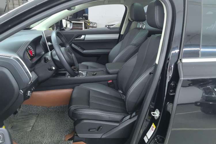 Used BYD Tang 2018 2.0T Automatic Smart Connect Prestige 7-Seater China V Standard Left Front Seat
