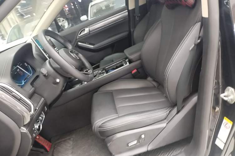 Used BYD Tang 2018 2.0T Automatic SmartConnect Prestige 7-Seater China V Standard Left Front Seat