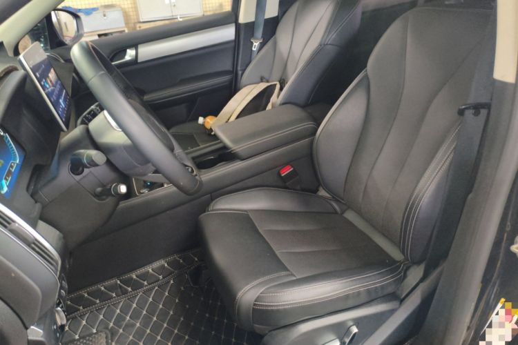Used BYD Tang 2018 2.0T Automatic SmartConnect Prestige 7-Seater China V Standard Left Front Seat