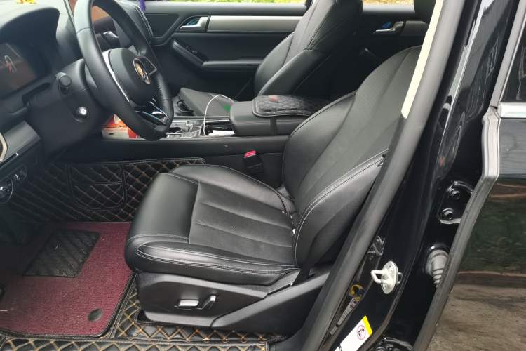 Used BYD Tang 2018 2.0T Automatic SmartConnect Prestige 7-Seater China V Standard Left Front Seat