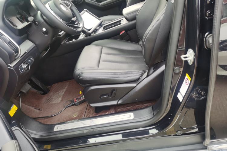 Used BYD Tang 2018 2.0T Automatic Smart Connect Prestige 7-Seater China V Standard Left Front Seat