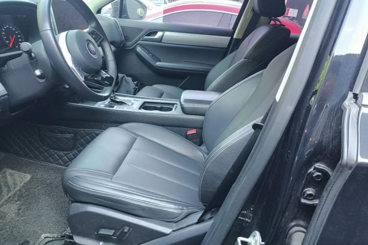 Used BYD Tang 2018 2.0T Automatic SmartConnect Luxury Edition 5 Seats China V Standard Left Front Seat