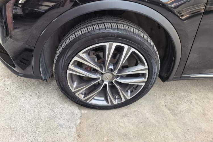 Used BYD Tang 2018 2.0T Automatic SmartConnect Prestige 7-Seater China V Standard Left Front Wheel Hub
