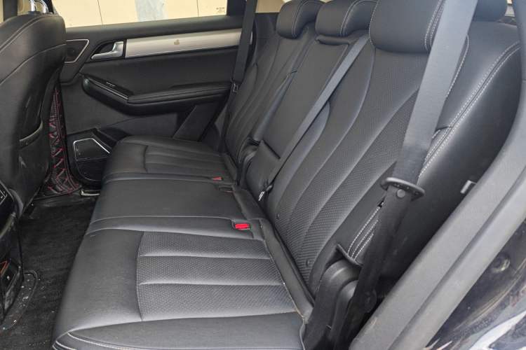 Used BYD Tang 2018 2.0T Automatic Smart Connect Prestige 7-Seater China V Standard Left Rear Seat