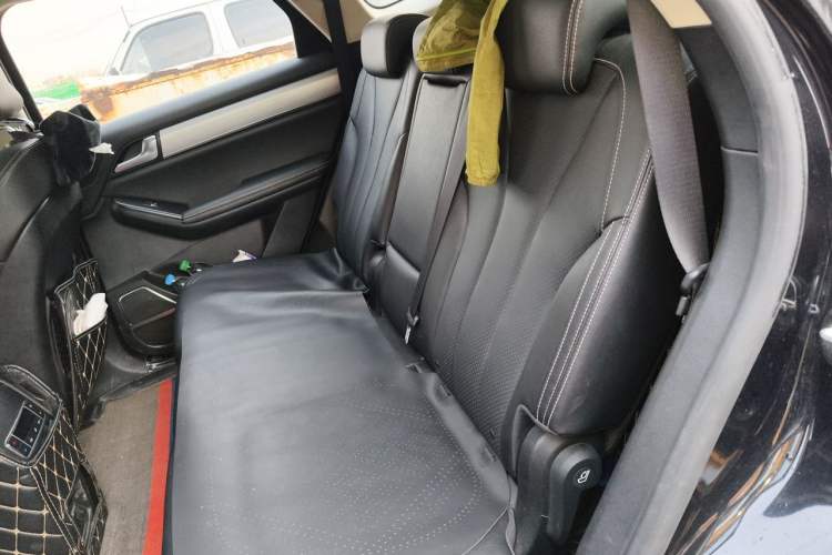 Used BYD Tang 2018 2.0T Automatic SmartConnect Prestige 7-Seater China V Standard Left Rear Seat