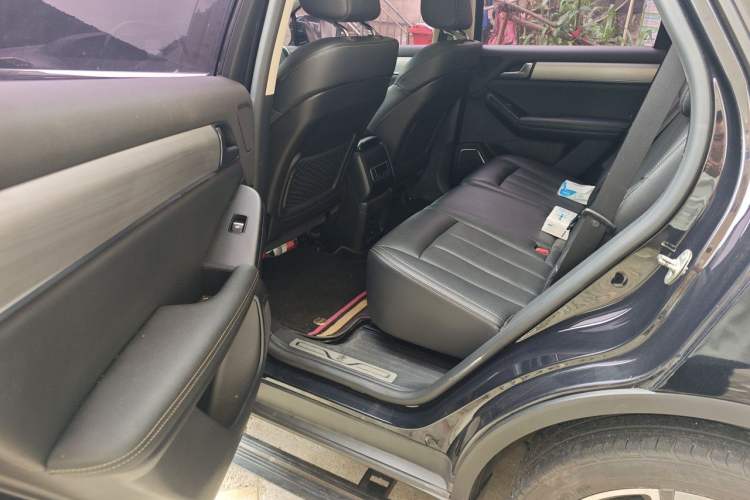 Used BYD Tang 2018 2.0T Automatic SmartConnect Prestige 7-Seater China V Standard Left Rear Seat