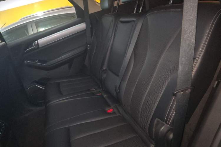 Used BYD Tang 2018 2.0T Automatic Smart Connect Prestige 7-Seater China V Standard Left Rear Seat
