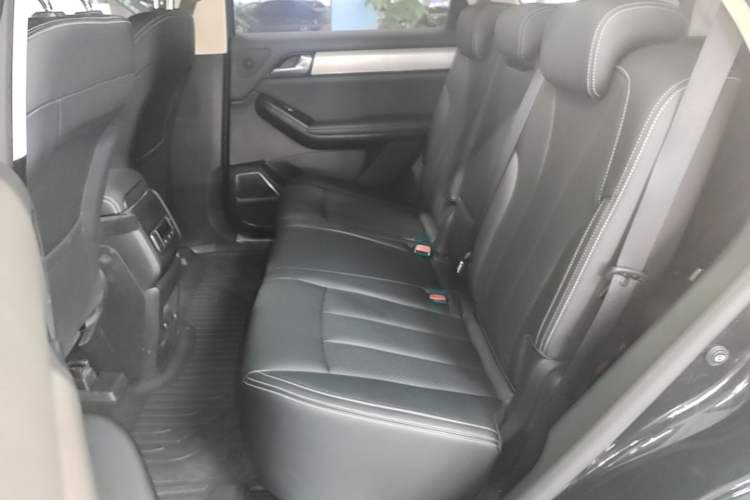 Used BYD Tang 2018 2.0T Automatic Smart Connect Prestige 7-Seater China V Standard Left Rear Seat