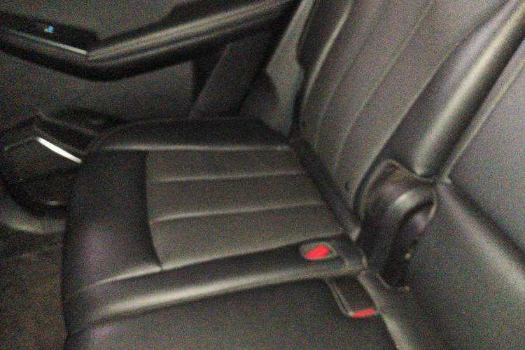 Used BYD Tang 2018 2.0T Automatic SmartConnect Prestige 5-Seater Emission Standard China V Left Rear Seat
