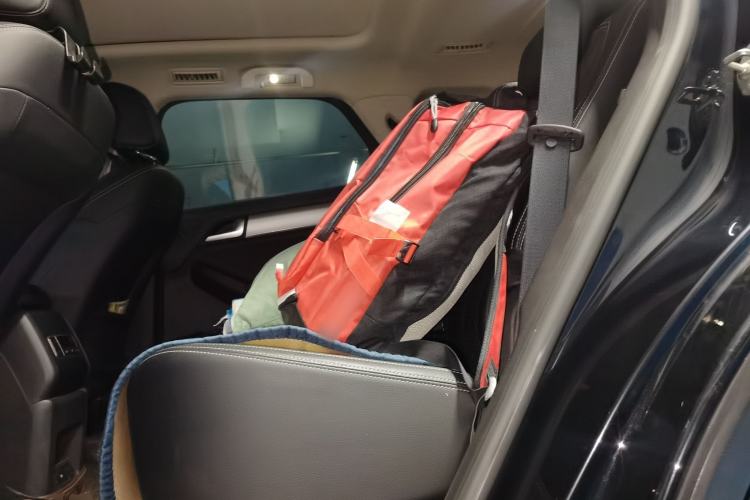Used BYD Tang 2018 2.0T Automatic Smart Connect Prestige 7-Seater China V Standard Left Rear Seat