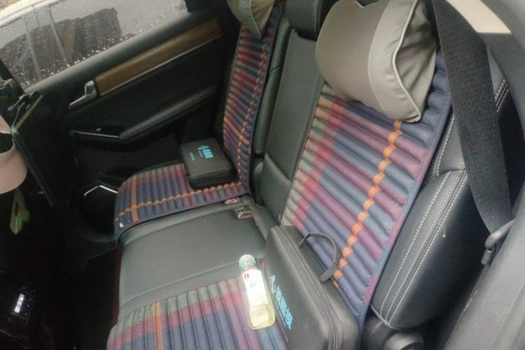 Used BYD Tang 2018 2.0T Automatic Smart Connect Prestige 7-Seater China V Standard Left Rear Seat