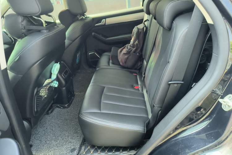 Used BYD Tang 2018 2.0T Automatic SmartConnect Prestige 7-Seater China V Standard Left Rear Seat