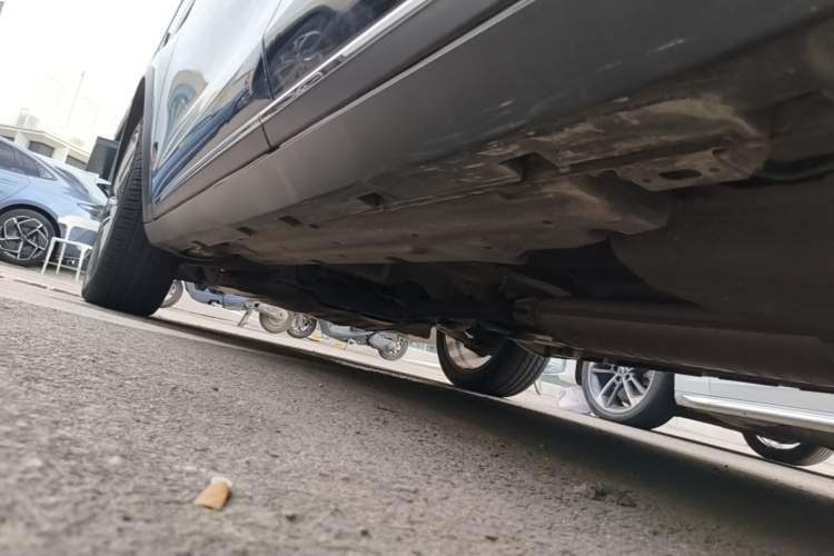 Used BYD Tang 2018 2.0T Automatic SmartConnect Prestige 7-Seater China V Standard Left Side Sill