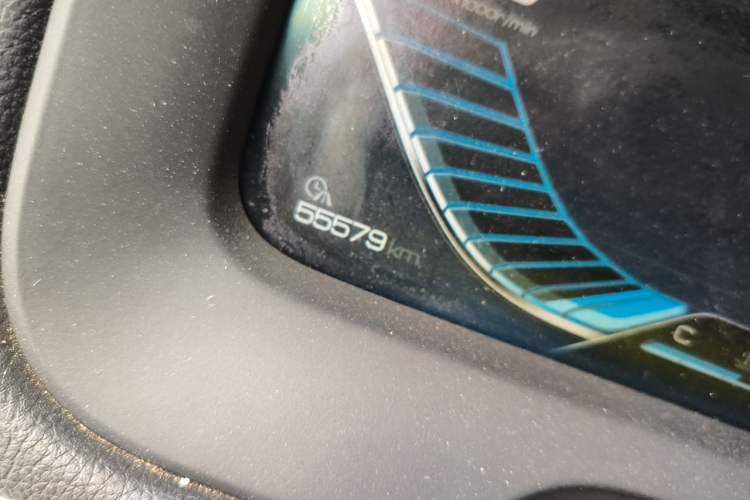 Used BYD Tang 2018 2.0T Automatic SmartConnect Prestige 7-Seater China V Standard Odometer Close Up