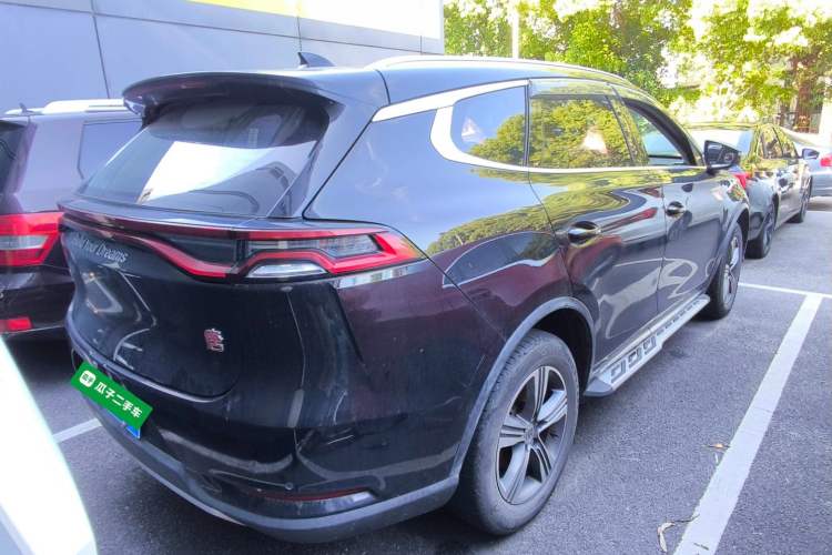 Used BYD Tang 2018 2.0T Automatic SmartConnect Luxury Edition 5 Seats China V Standard Rear Right 45 Deg
